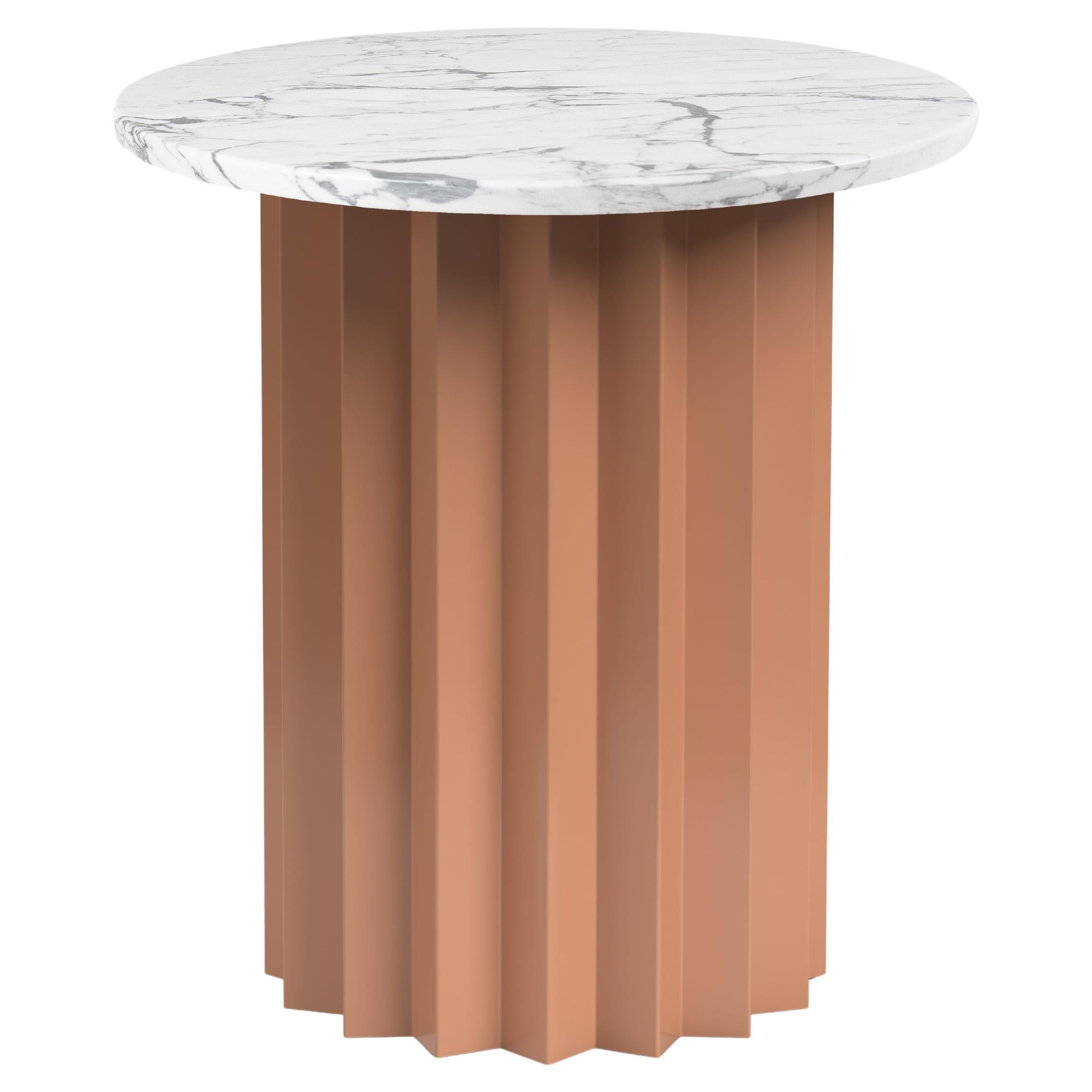Volume High Beistelltisch, Gestell aus pulverbeschichtetem Metall mit Marmorplatte von AVLU