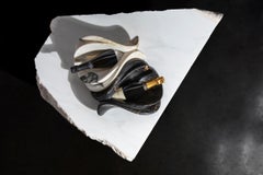 "Voluta" Bottle Holder by Yulia Pyanzina (Italian marble, black and white)