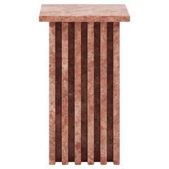 Tavolino Vondel realizzato a mano in travertino rosso levigato