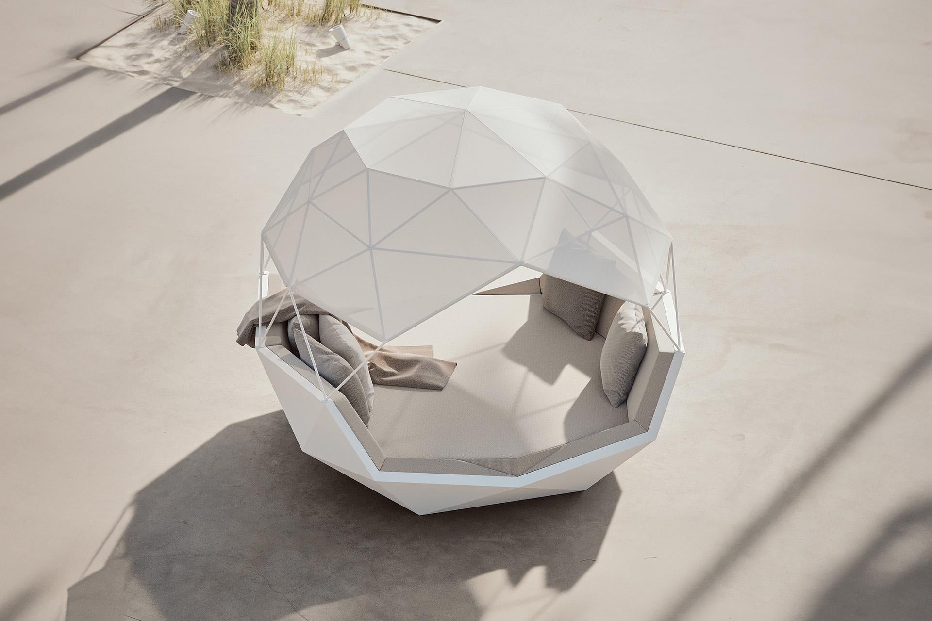 Spanish Vondom IGLU Daybed with Fabric Top by Ramón Esteve – Matt colors For Sale