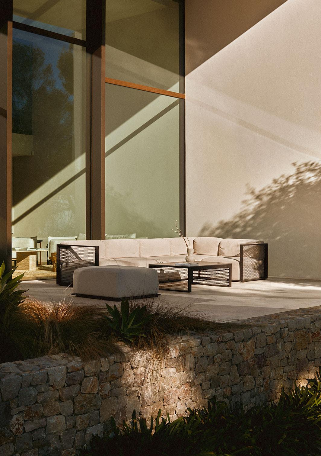 Spagnolo Vondom THE FACTORY Divano modulare di Ramón Esteve - Alluminio laccato in vendita