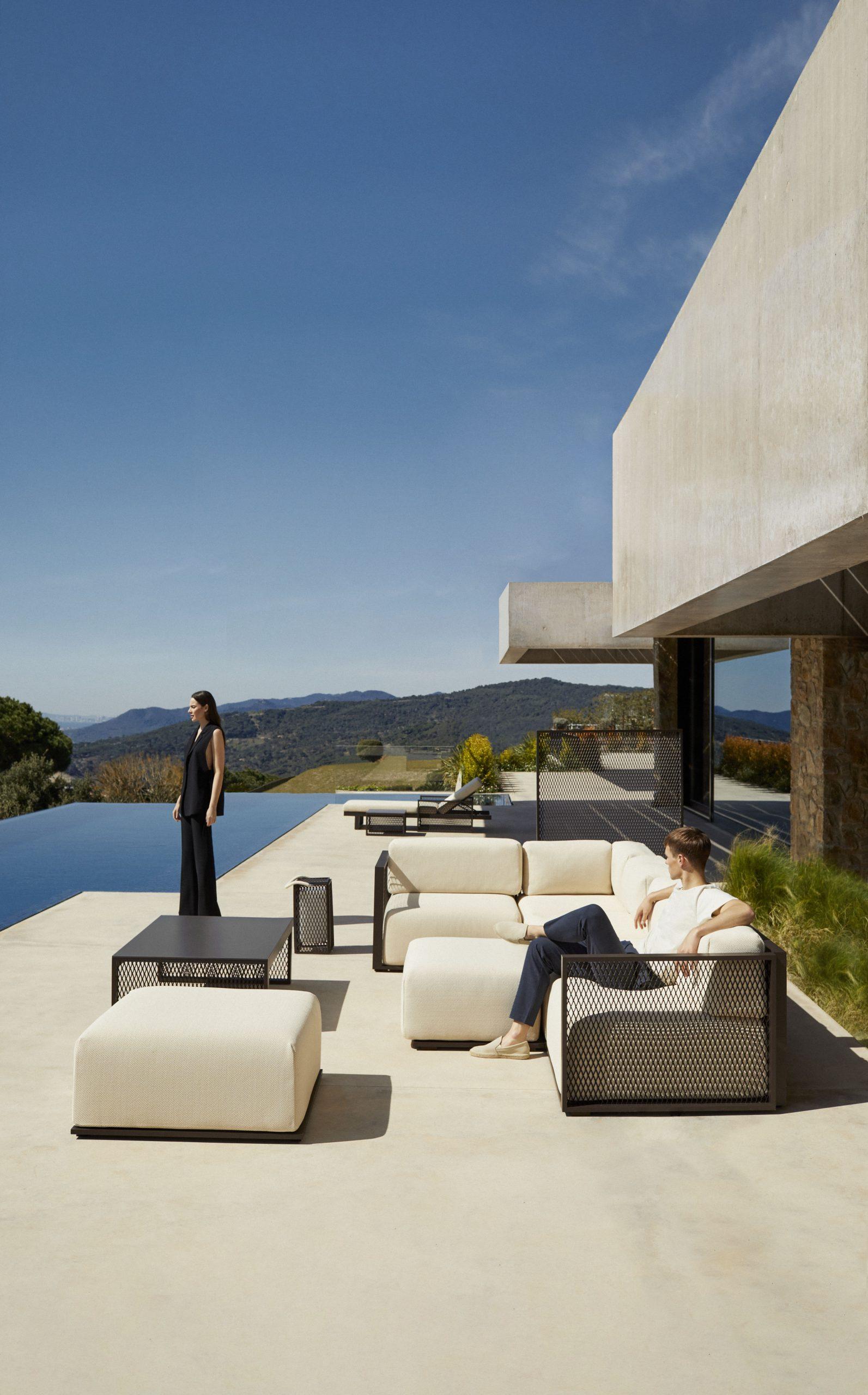 XXI secolo e contemporaneo Vondom THE FACTORY Divano modulare di Ramón Esteve - Alluminio laccato in vendita