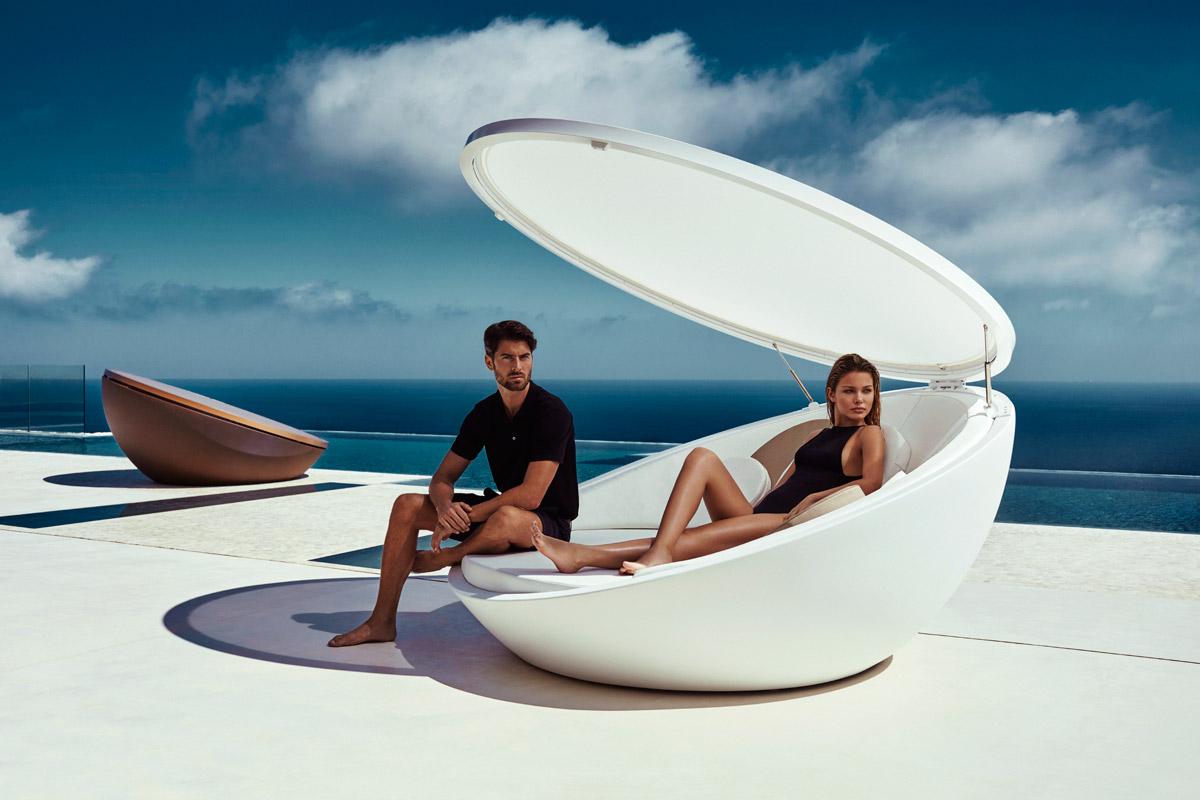 Vondom ULM Daybed – Ø210cm/ Ø82.7in - Matt For Sale 1