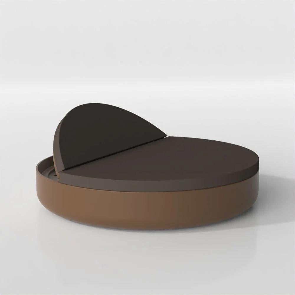Product: Daybed / Lounge Furniture
Model/Brand: Vondom ULM Daybed Reclining Backrest
Designer: Ramón Esteve
Product Type: Outdoor & Indoor Lounge Daybed

Description:
Part of Vondom’s Ulm collection designed by Ramón Esteve, the ULM Daybed with
