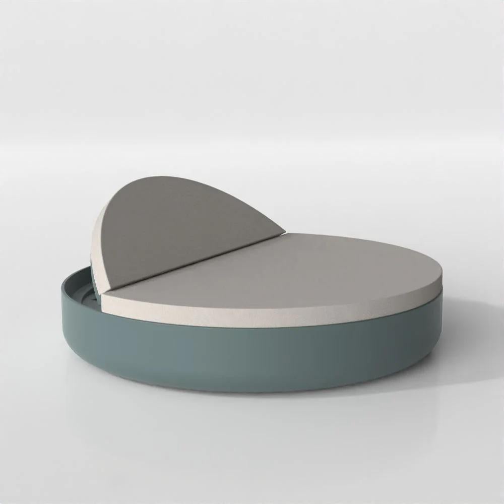 Spanish Vondom ULM Daybed Reclining Backrest – Ø180 cm / 70.9 in Diameter - Lacquered For Sale