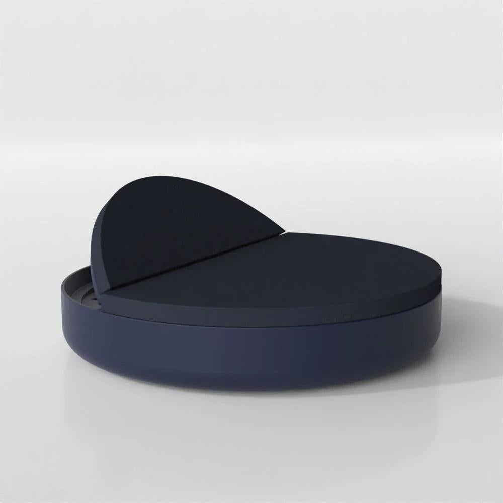 Contemporary Vondom ULM Daybed Reclining Backrest – Ø180 cm / 70.9 in Diameter - Lacquered For Sale
