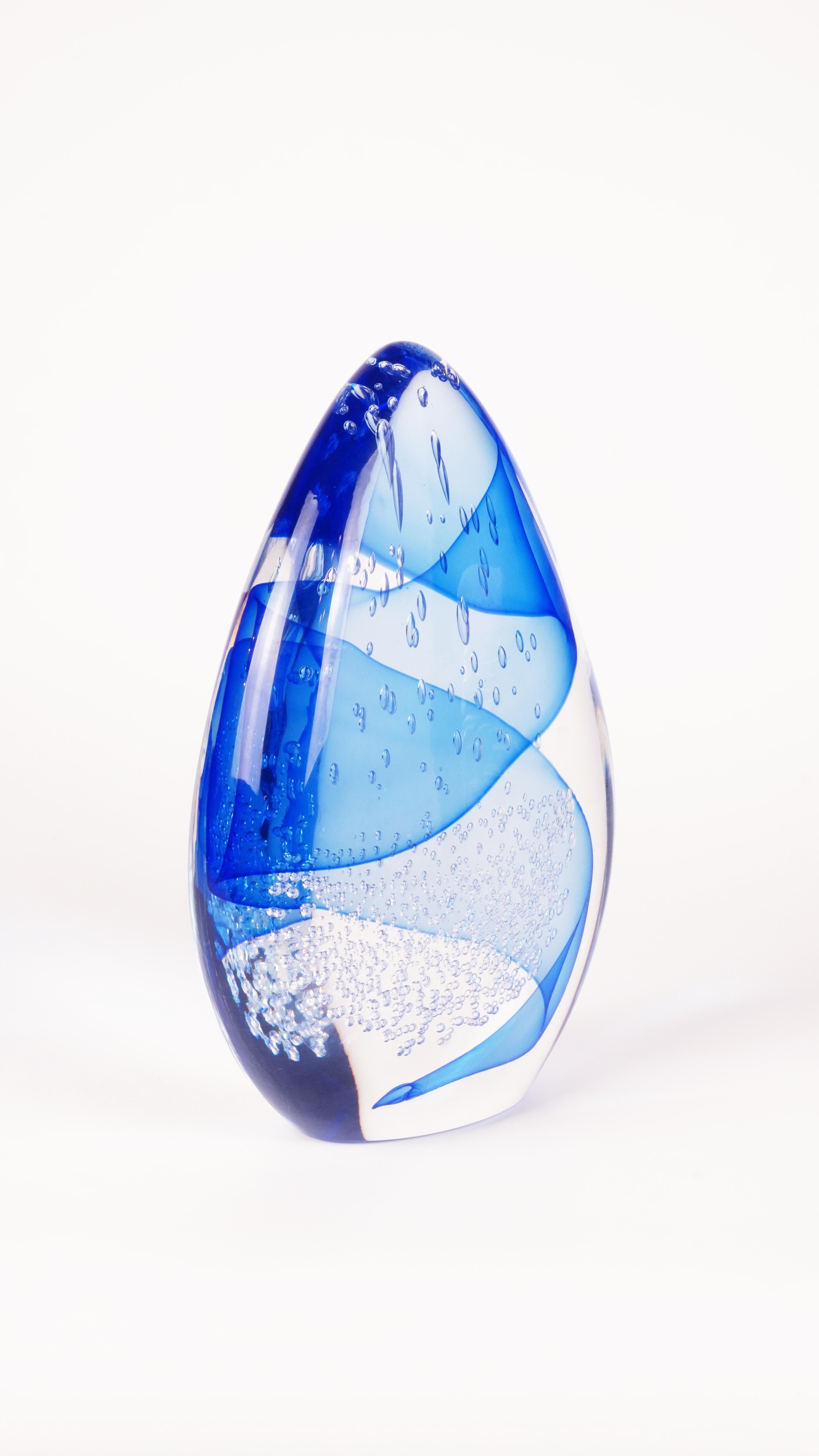Italian Vortex Murano Glass Sculpture - Chroma Collection in vendita
