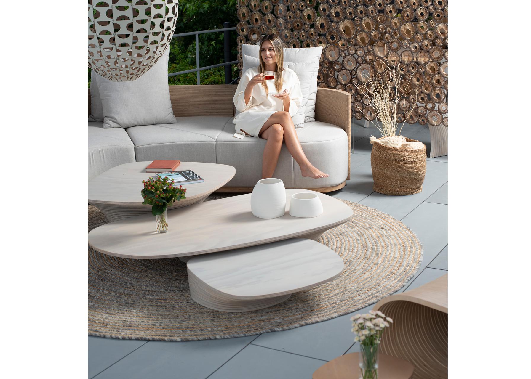 Guatémaltèque Vortex Small de Piegatto, une table basse sculpturale en vente