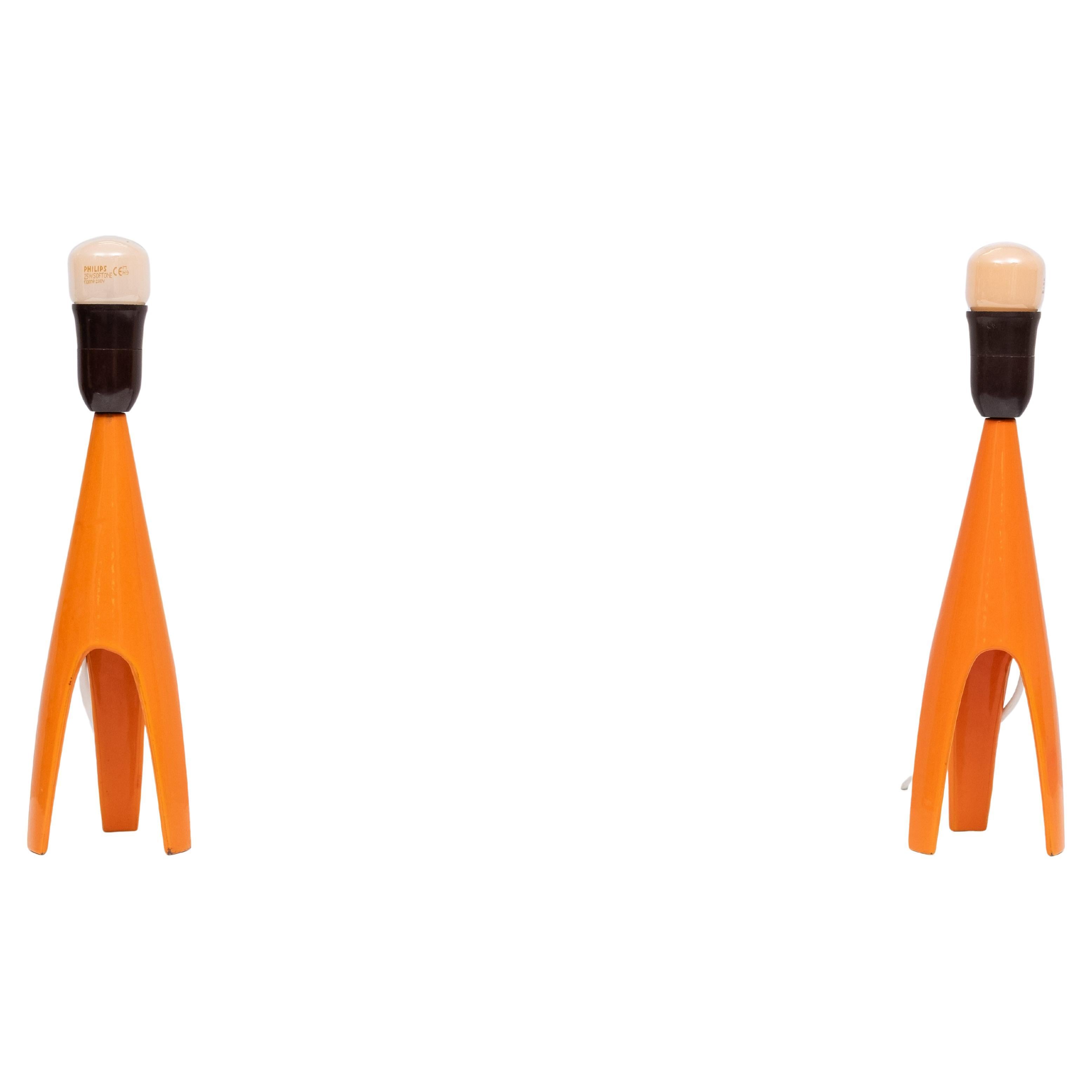 Voss Belysning  Lampes de table en émail orange 1950 Danemark en vente
