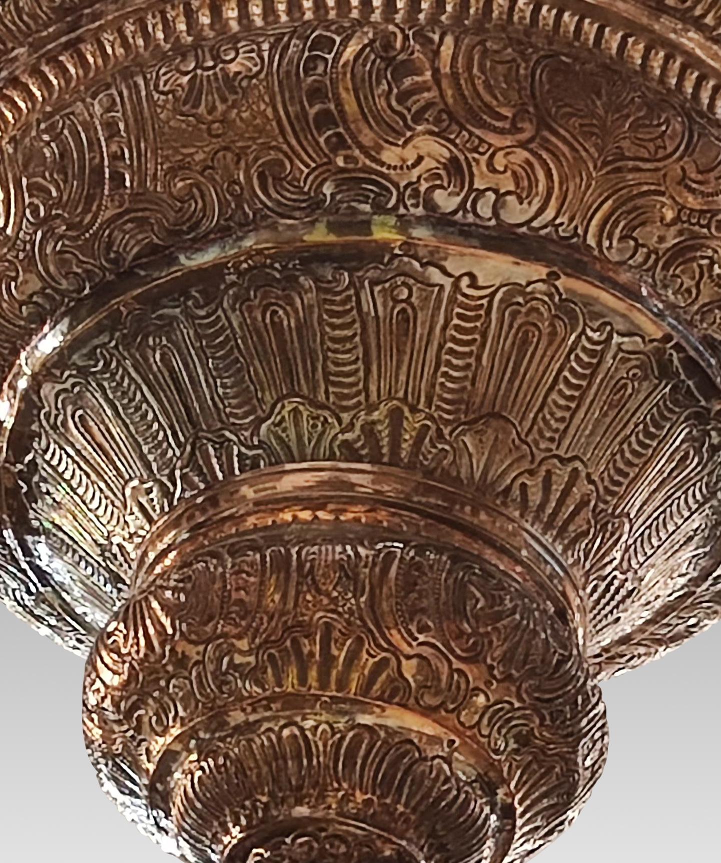 Espagnol Lampe votive. Couleur argentée. Cadix, XVIIIe siècle (1767). en vente