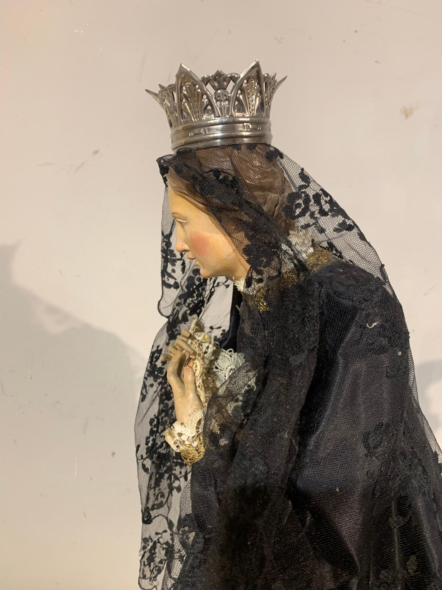 Vierge votive, fin du XVIIIe siècle en vente 2