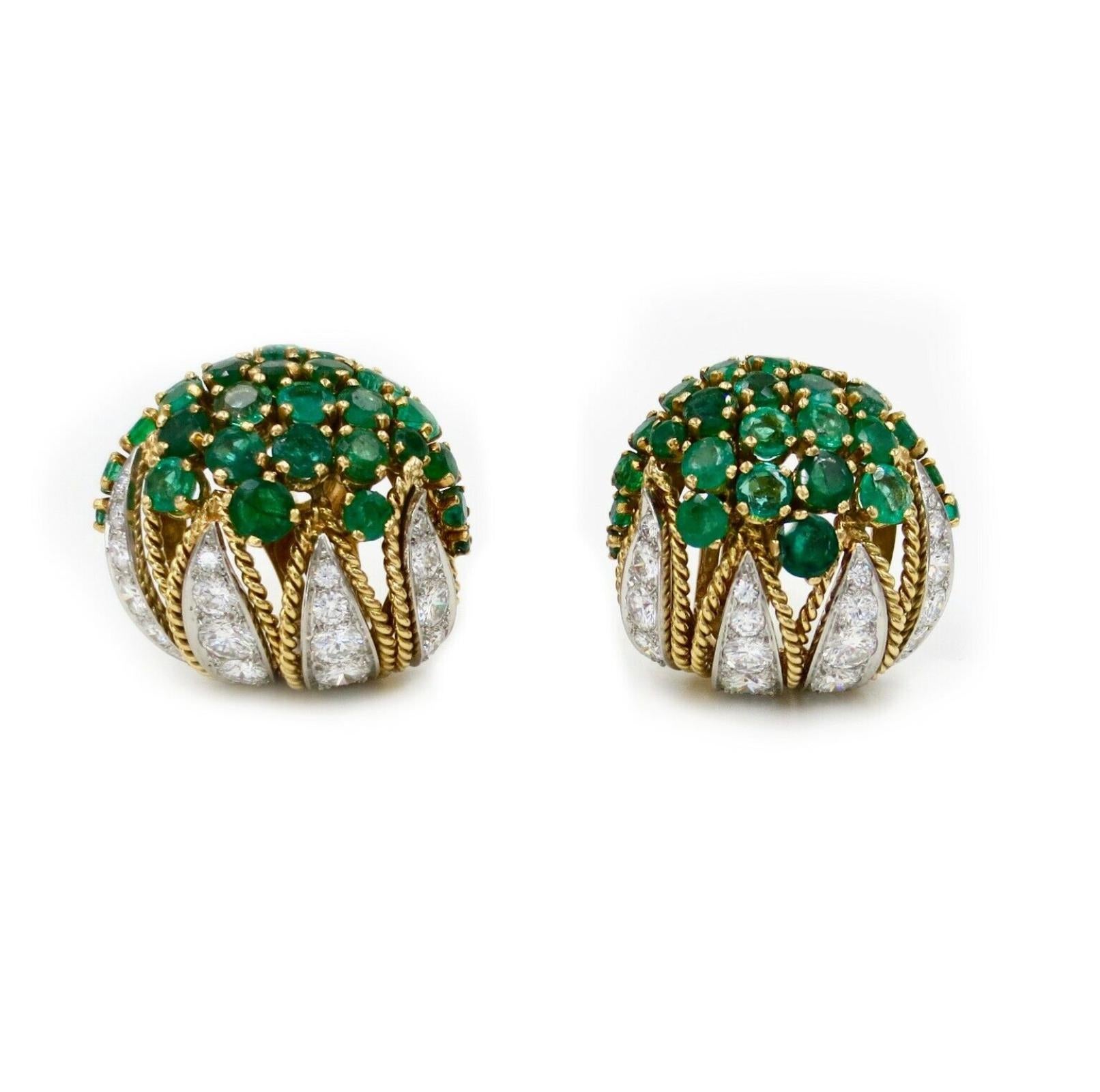 Vourakis Diamond & Emerald Earrings & Brooch Set in 18k Gold In Good Condition For Sale In Holmdel, NJ
