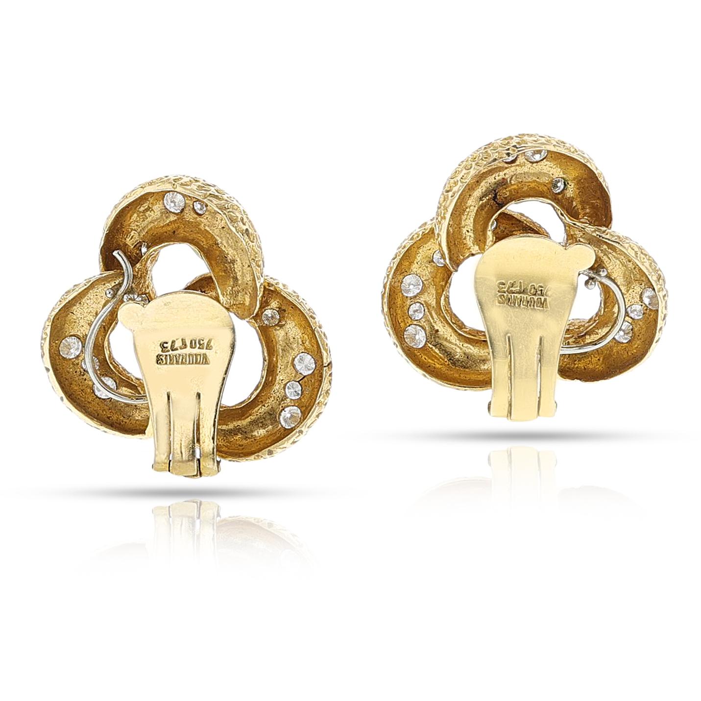 Vourakis Textured Gold and Diamond Trinity Earrings, 18k In Excellent Condition For Sale In New York, NY