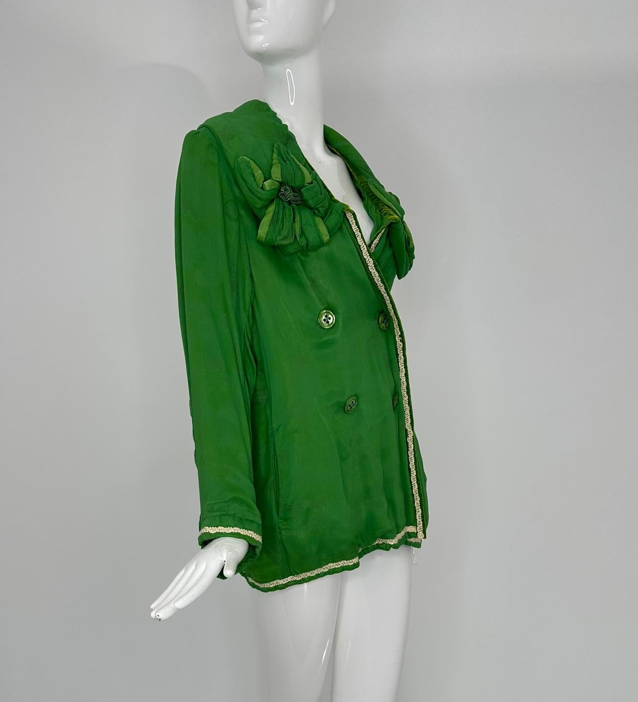 Voyage Invierte en la Original Chaqueta de Seda y Terciopelo Verde Brillante con OS de Lily en Bueno estado para la venta en West Palm Beach, FL