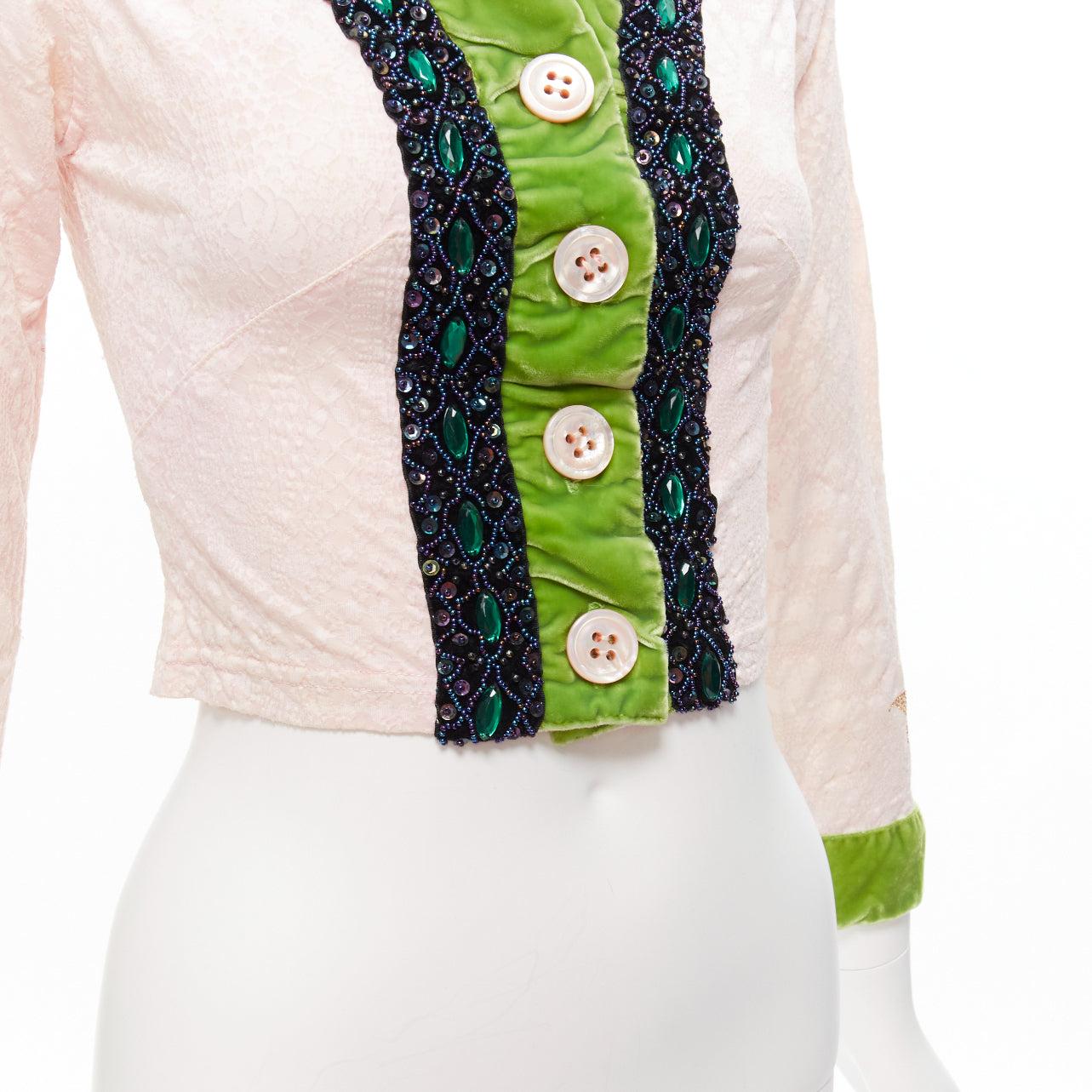 VOYAGE INVEST IN THE ORIGINAL LONDON veste en velours vert rose à perles en dentelle M en vente 3