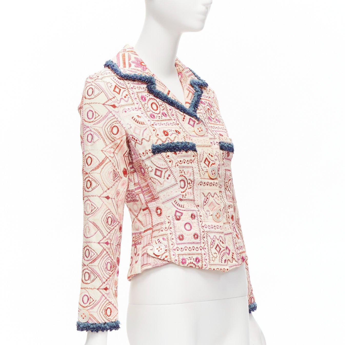 VOYAGE INVEST IN THE ORIGINAL LONDON white embroider blue boucle peplum jacket M In Excellent Condition In Hong Kong, NT