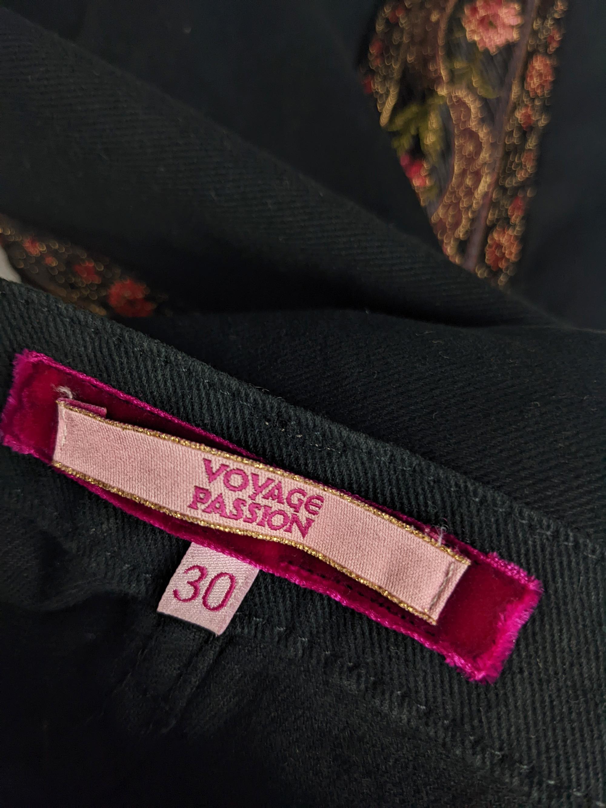 Voyage Passion Vintage y2k Black Denim Low Rise Waist Bootcut Jeans, 2000s For Sale 3