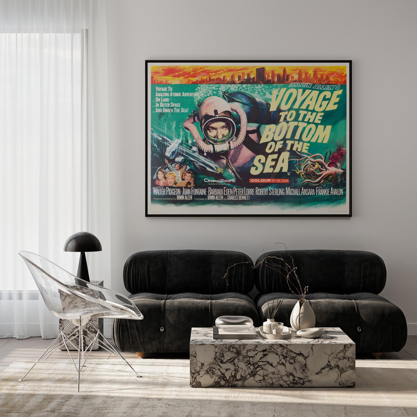 Ci piace l'opera colorata e drammatica di Chantrell per il classico della fantascienza degli anni '60 Voyage to the Bottom of the Sea. Un poster molto scarso e meraviglioso.

Tom Chantrell (1916 - 2001) è probabilmente il più grande disegnatore di
