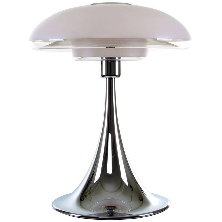 VP Europa, Rare Large Table Lamp by Verner Panton for Louis Poulsen in 1977 For Sale
