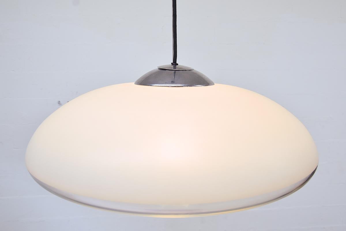 VP Europa Glass Pendant by Verner Panton for Louis Poulsen, 1970s In Good Condition For Sale In The Hague, NL