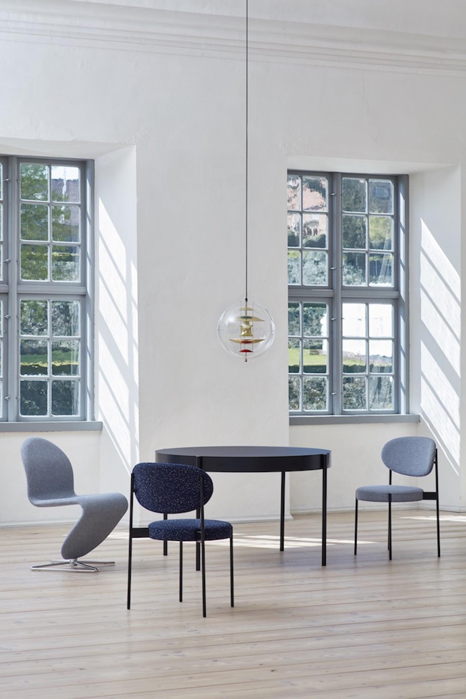 VP Globe Pendelleuchte mit Messing-Finish von Verner Panton Quickship (Dänisch)