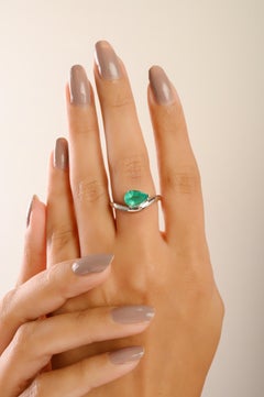 VR Jewels 1.31 Carat Pear-Cut Zambian Emerald Wave Ring in 14K Solid White Gold
