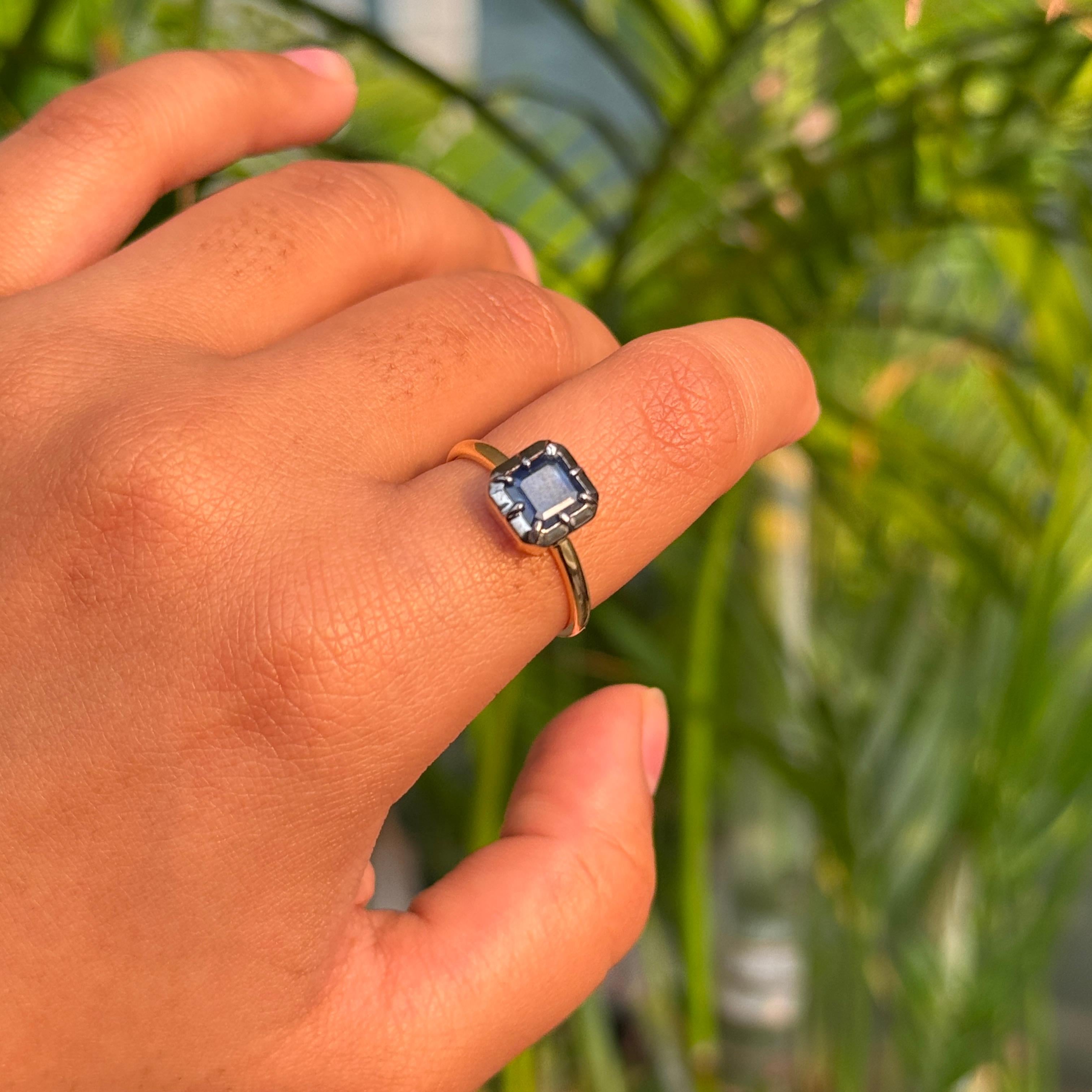 En venta: VR Jewels Anillo solitario de zafiro azul en oro amarillo macizo de 18 quilates y 1,33 quilates de corte Asscher  13