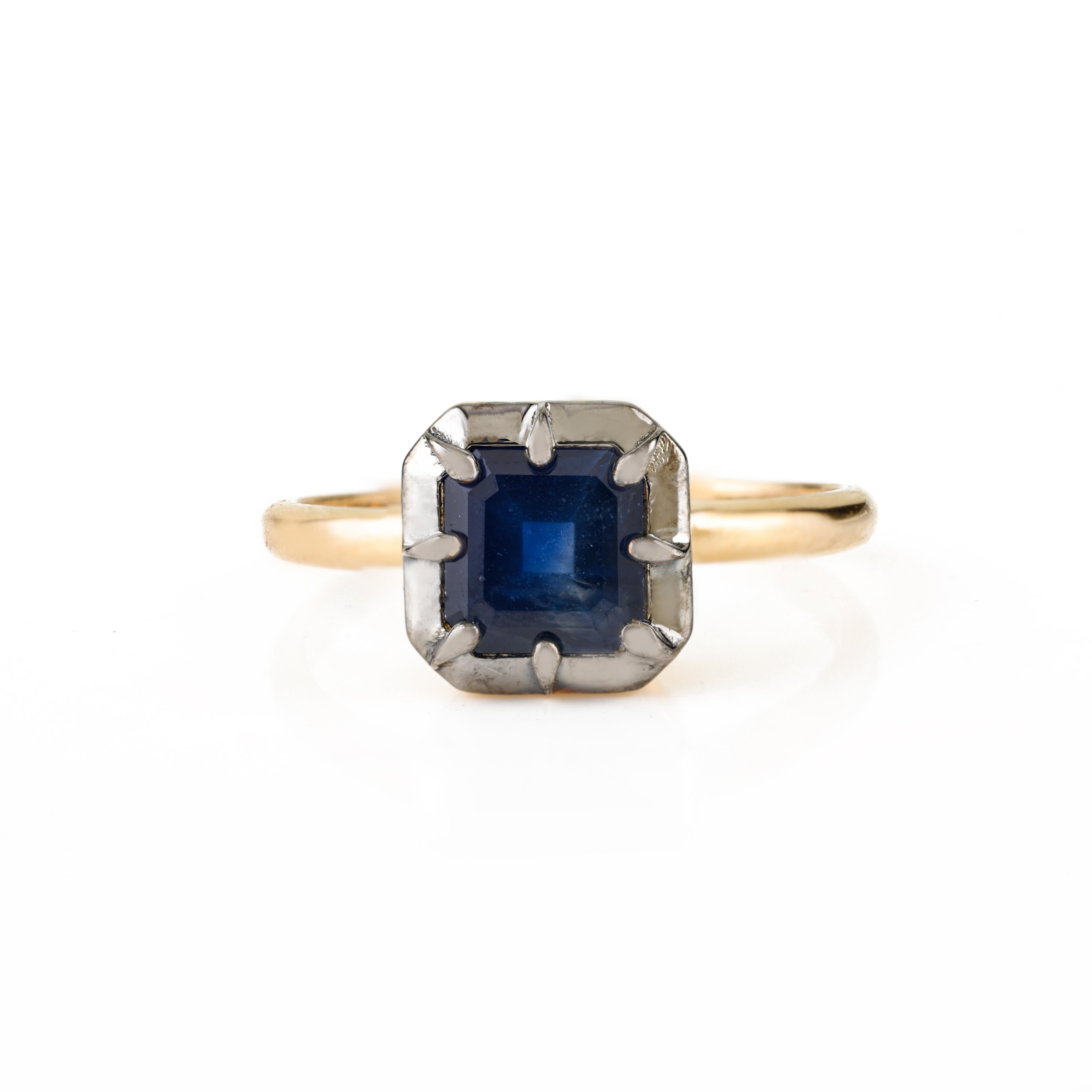 En venta: VR Jewels Anillo solitario de zafiro azul en oro amarillo macizo de 18 quilates y 1,33 quilates de corte Asscher  9