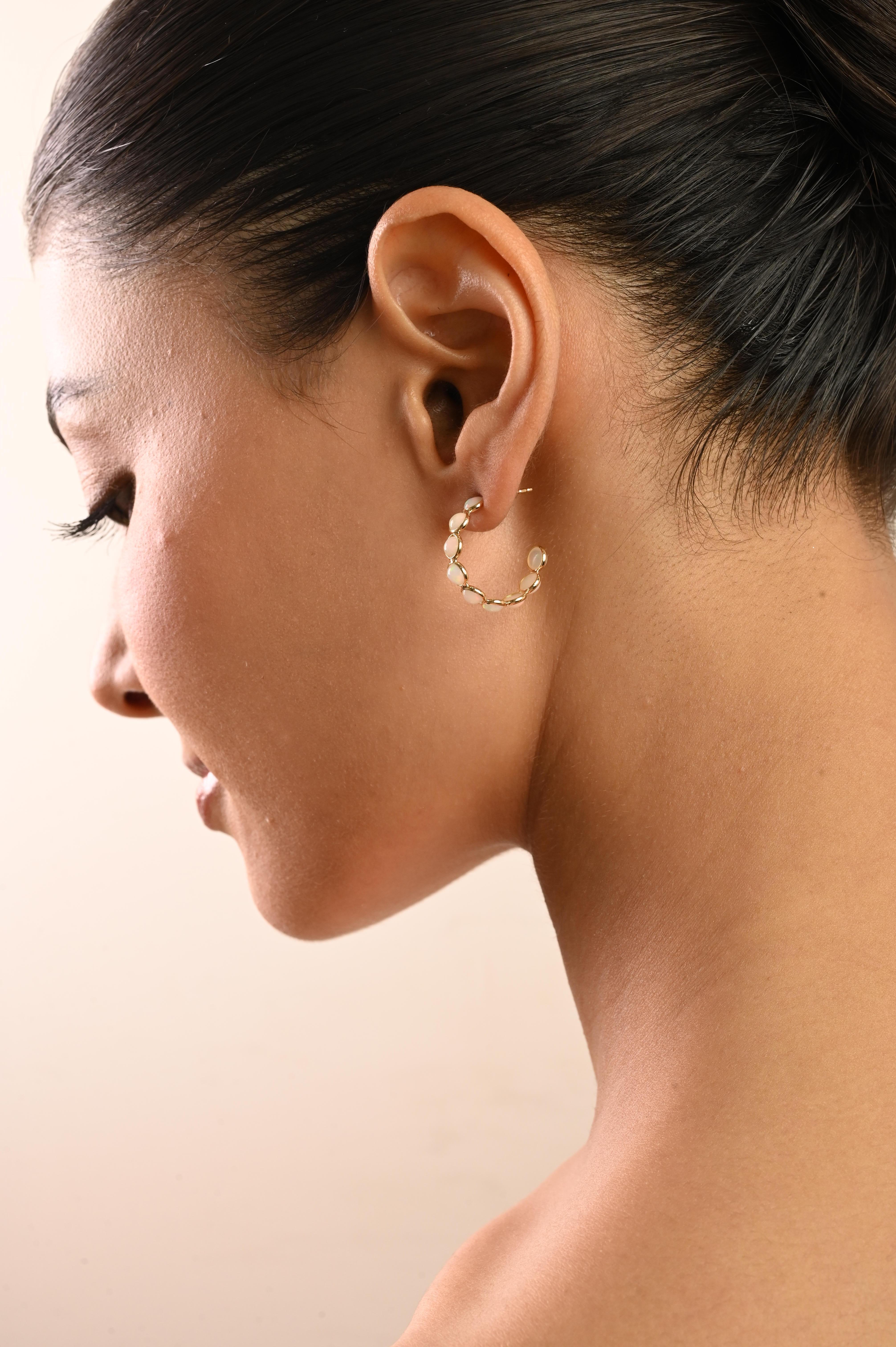 VR Jewels Boucles d'oreilles en or jaune 18 carats avec cabochon d'opale naturelle pour femmes Pour femmes en vente