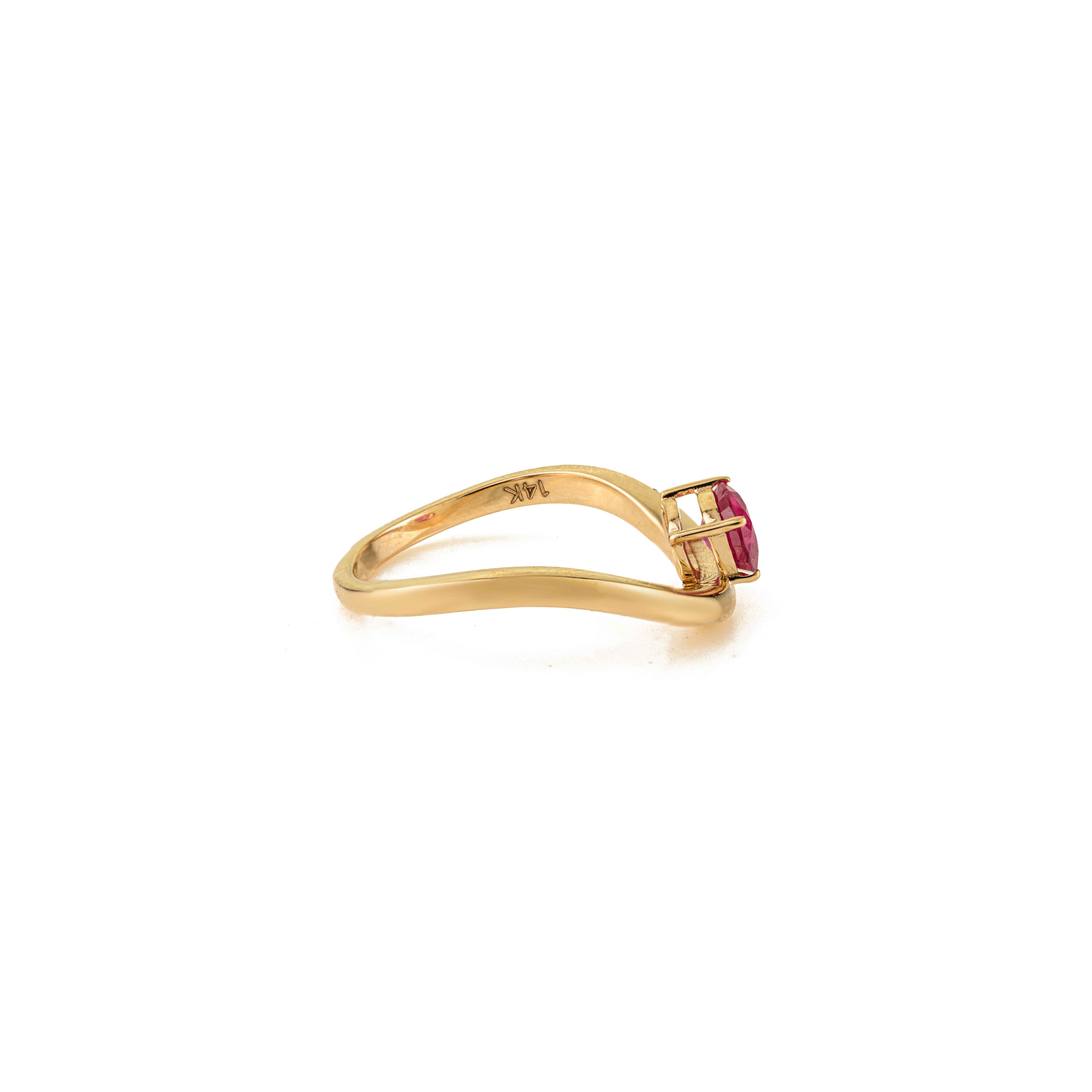 En venta: VR Jewels Anillo Onda Solitario de Rubí Natural de Corte Ovalado de 3,11 qt en Oro Amarillo de 14 quilates  3