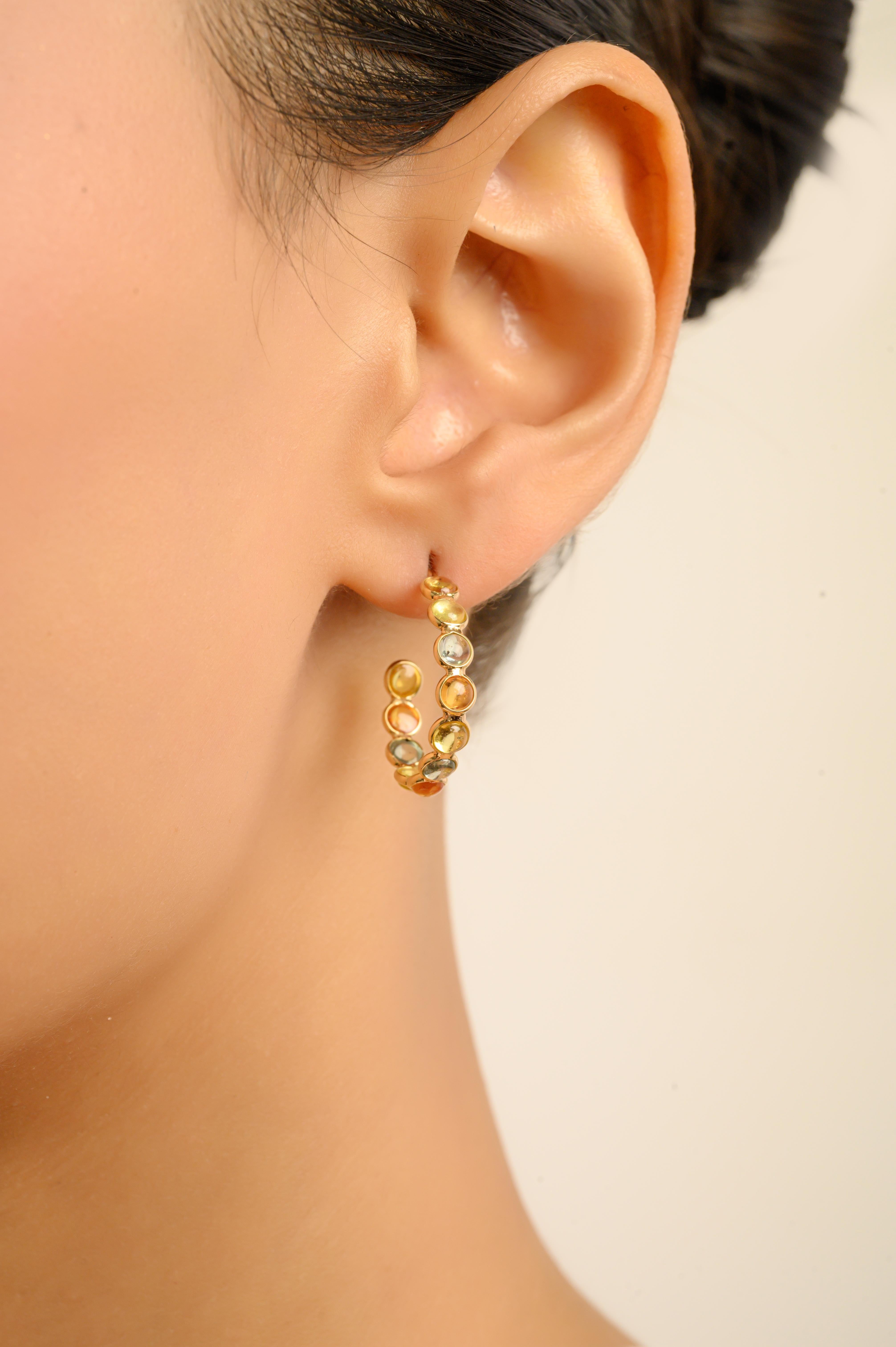 VR Jewels - Boucles d'oreilles en or jaune 18 carats avec saphirs multiples naturels de 5,59 carats Pour femmes en vente