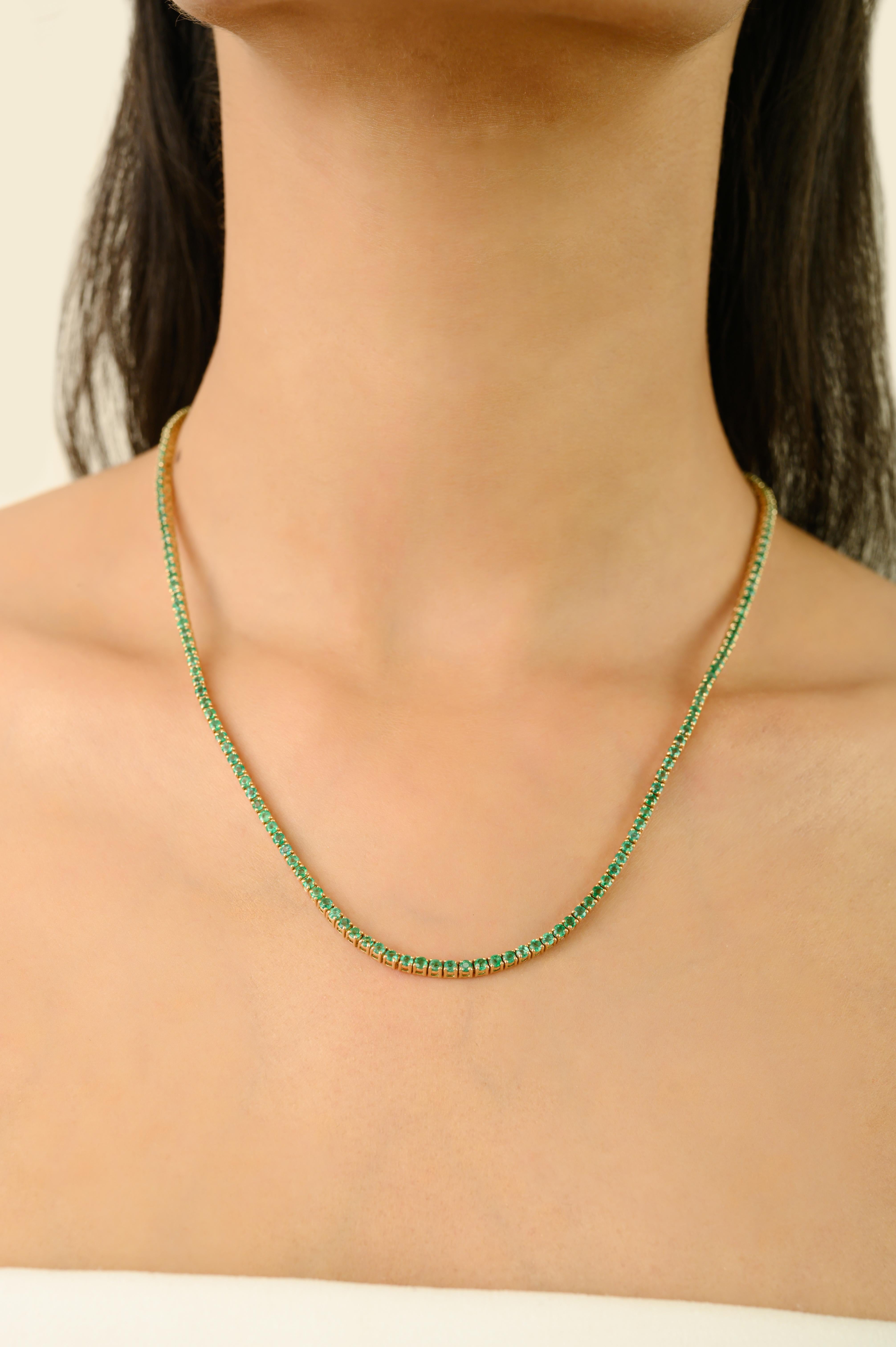 VR Jewels Collar de tenis con esmeralda redonda natural de 6,82 ct en oro amarillo macizo de 14 quilates Corte redondo en venta