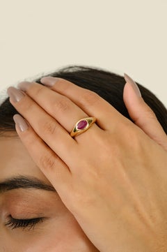 VR Jewels Certified 14k Yellow Gold Oval Cut Natural Ruby Signet Unisex Ring