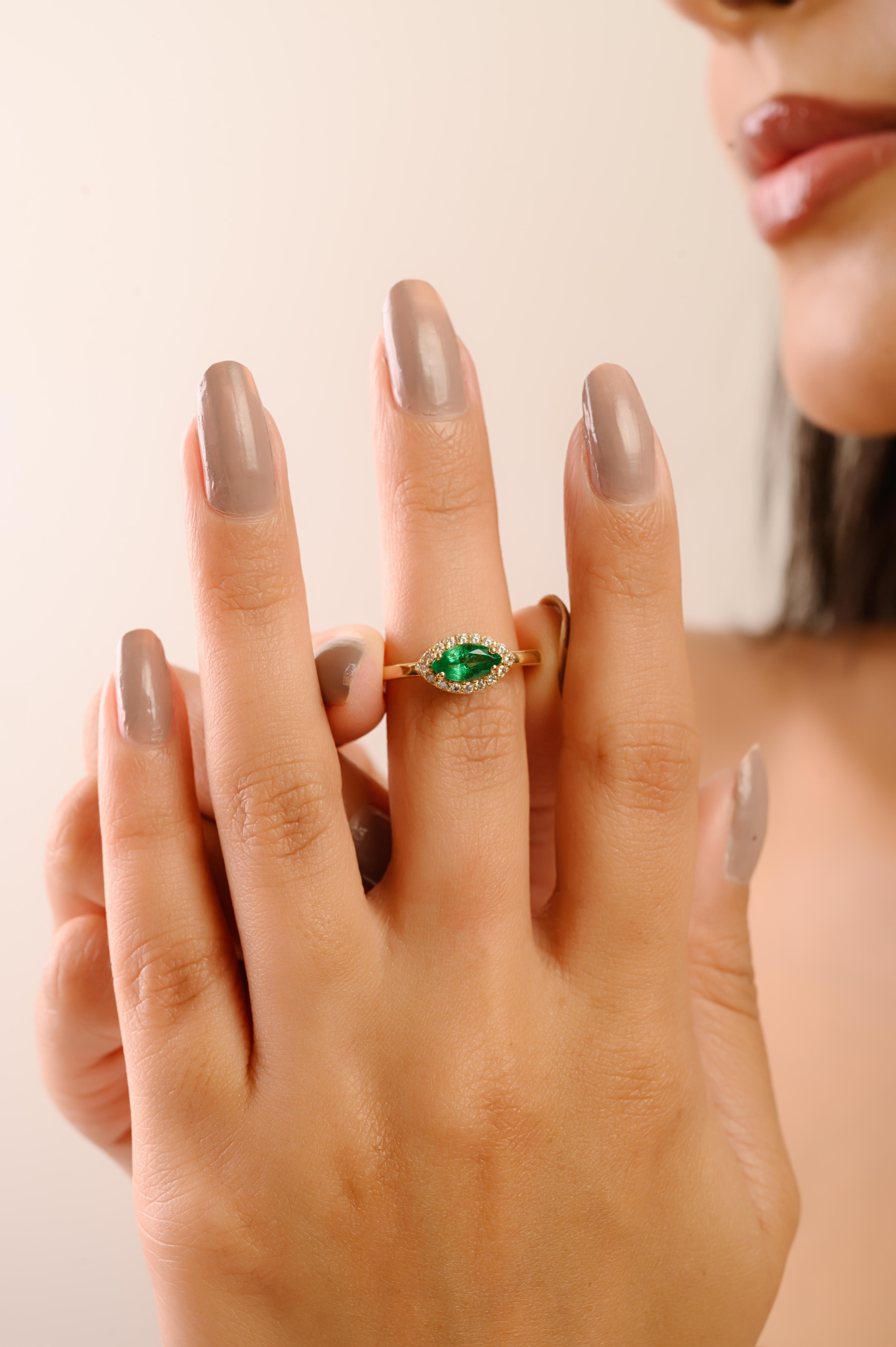 En vente :  VR Jewels Bague halo en or jaune massif 14 carats avec émeraude taillée en marquise et diamant 4