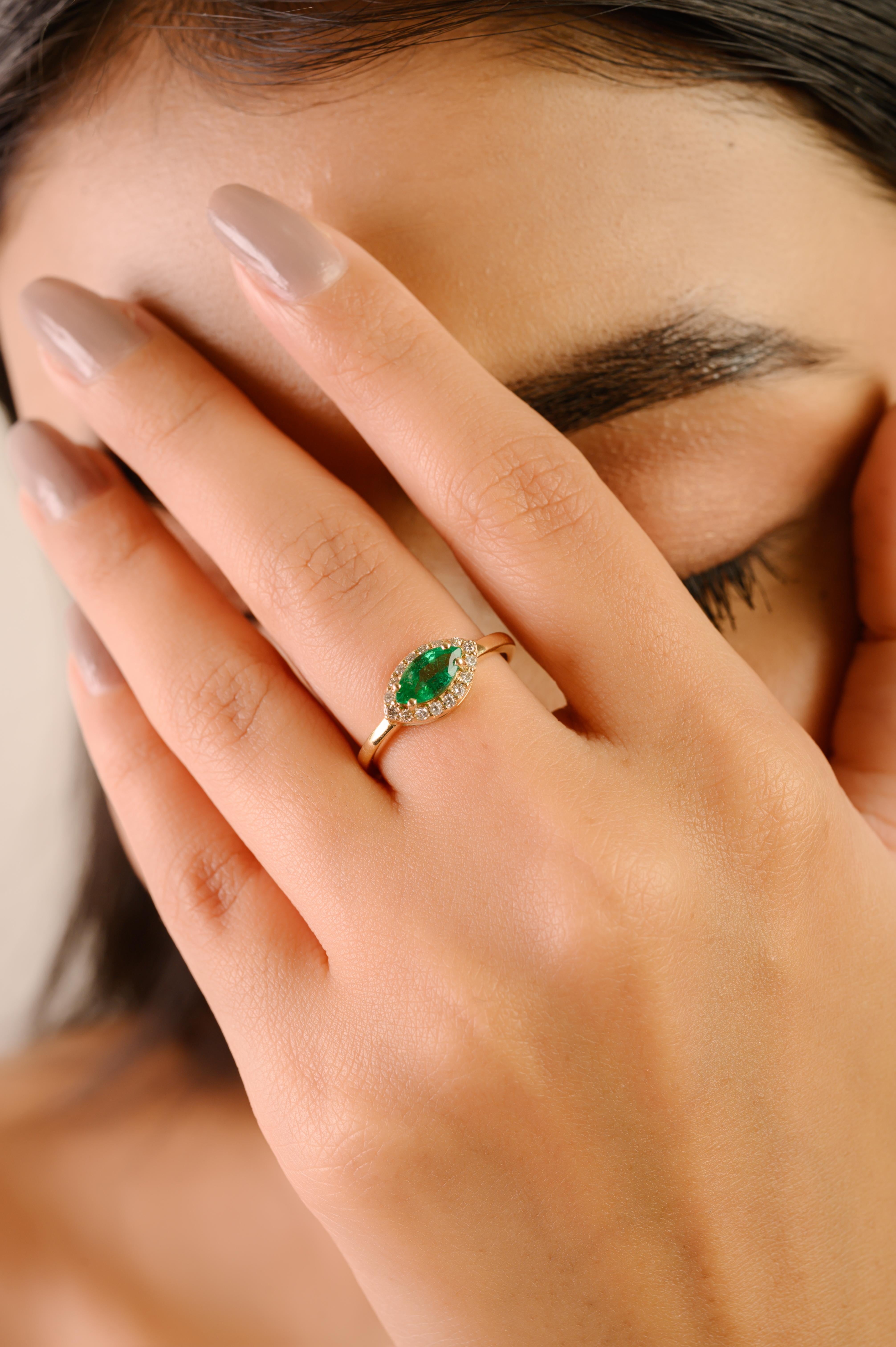 En vente :  VR Jewels Bague halo en or jaune massif 14 carats avec émeraude taillée en marquise et diamant 8