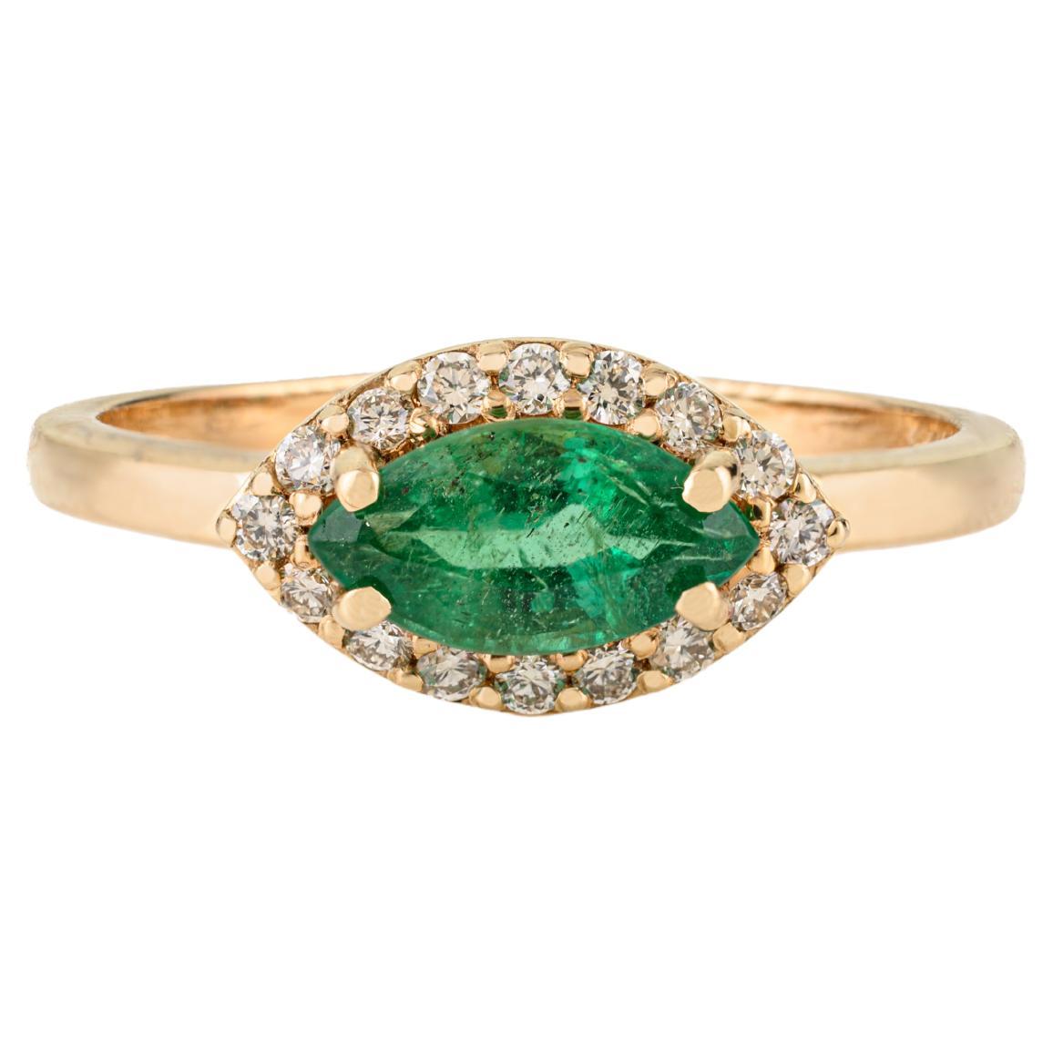 VR Jewels Marquise-Cut Smaragd 
Diamant Halo Ring in 14K massivem Gelbgold