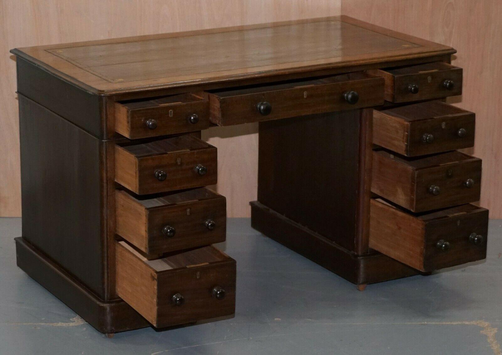 Late 19th Century VR Stamped Victoria Regina Hardwood Twin Pedestal Partner Desk Victorian, 1860 For Sale