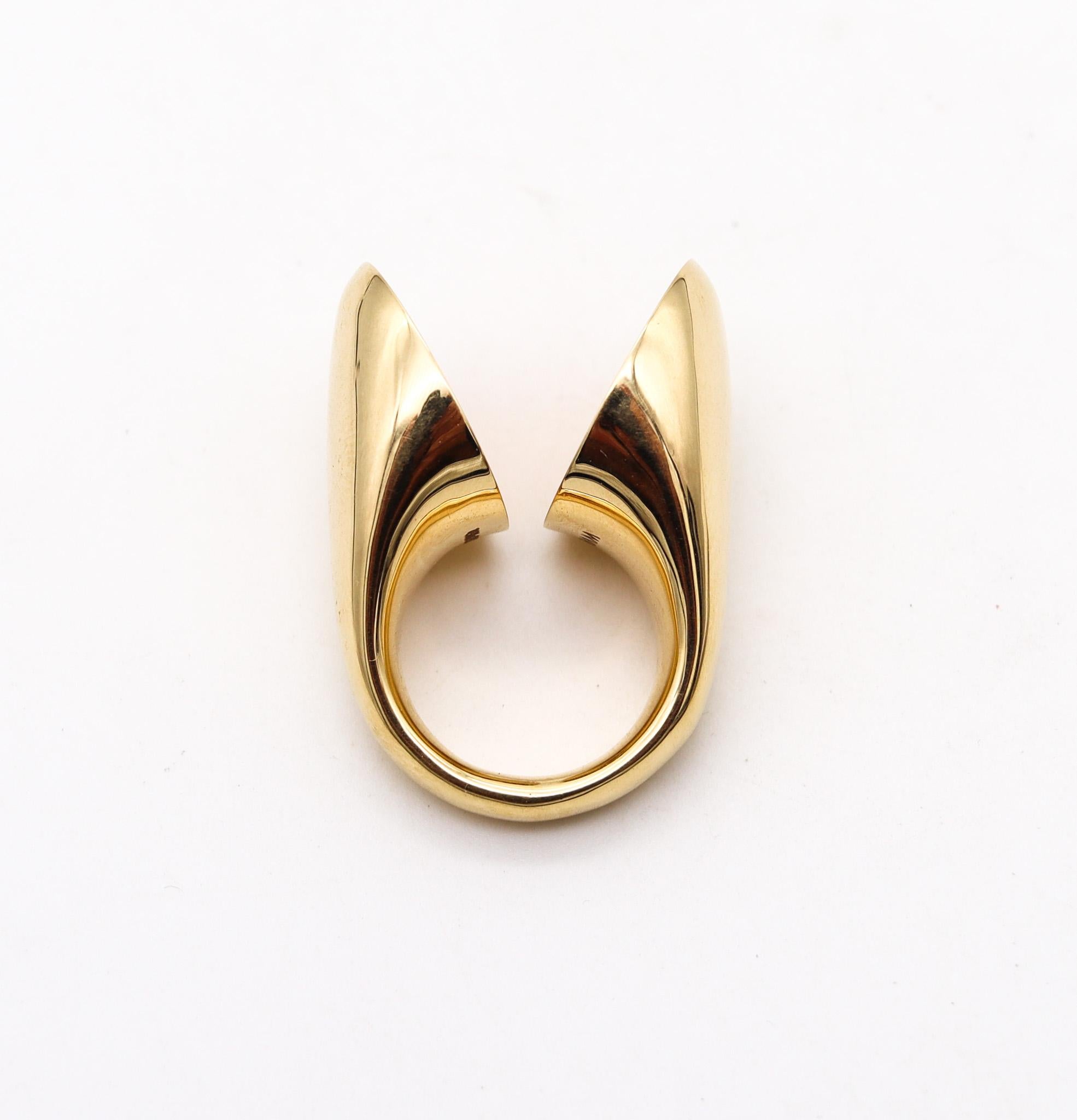 Women's Vram Minassian Modernist Sculptural Echo Ring In Polished 18Kt Yellow Gold For Sale