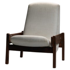 'Vronka' Armchair by Sergio Rodrigues in Wood and Fabric, Brazil, 1962