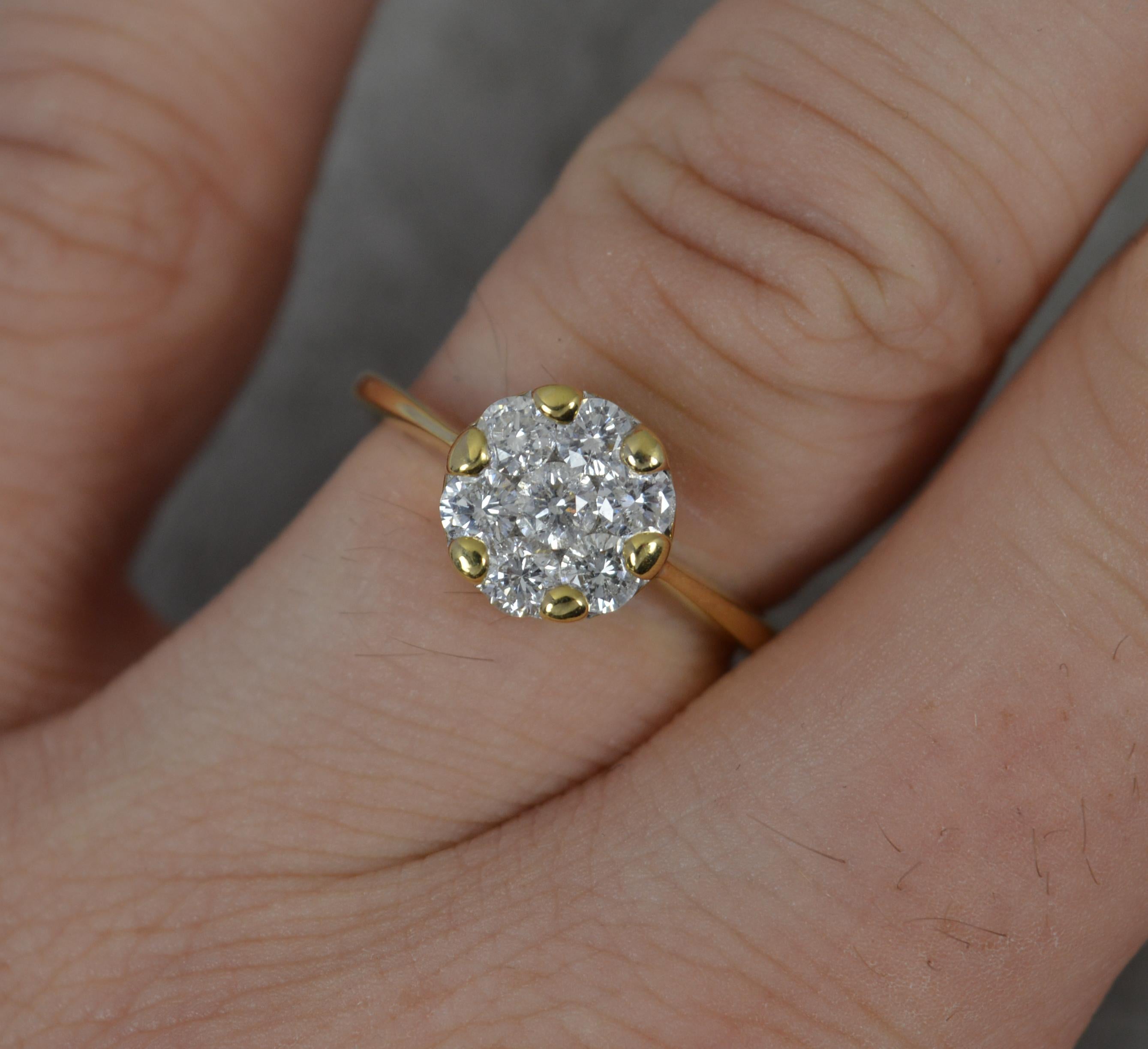 Round Cut Vs 0.75ct Diamond and 18 Carat Yellow Gold Cluster Ring