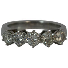 VS 2.00 Carat Diamond 18 Carat White Gold Five-Stone Stack Ring