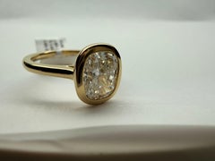 VS1 clarity engagement ring G color diamond ring 18KT gold bezel diamond ring