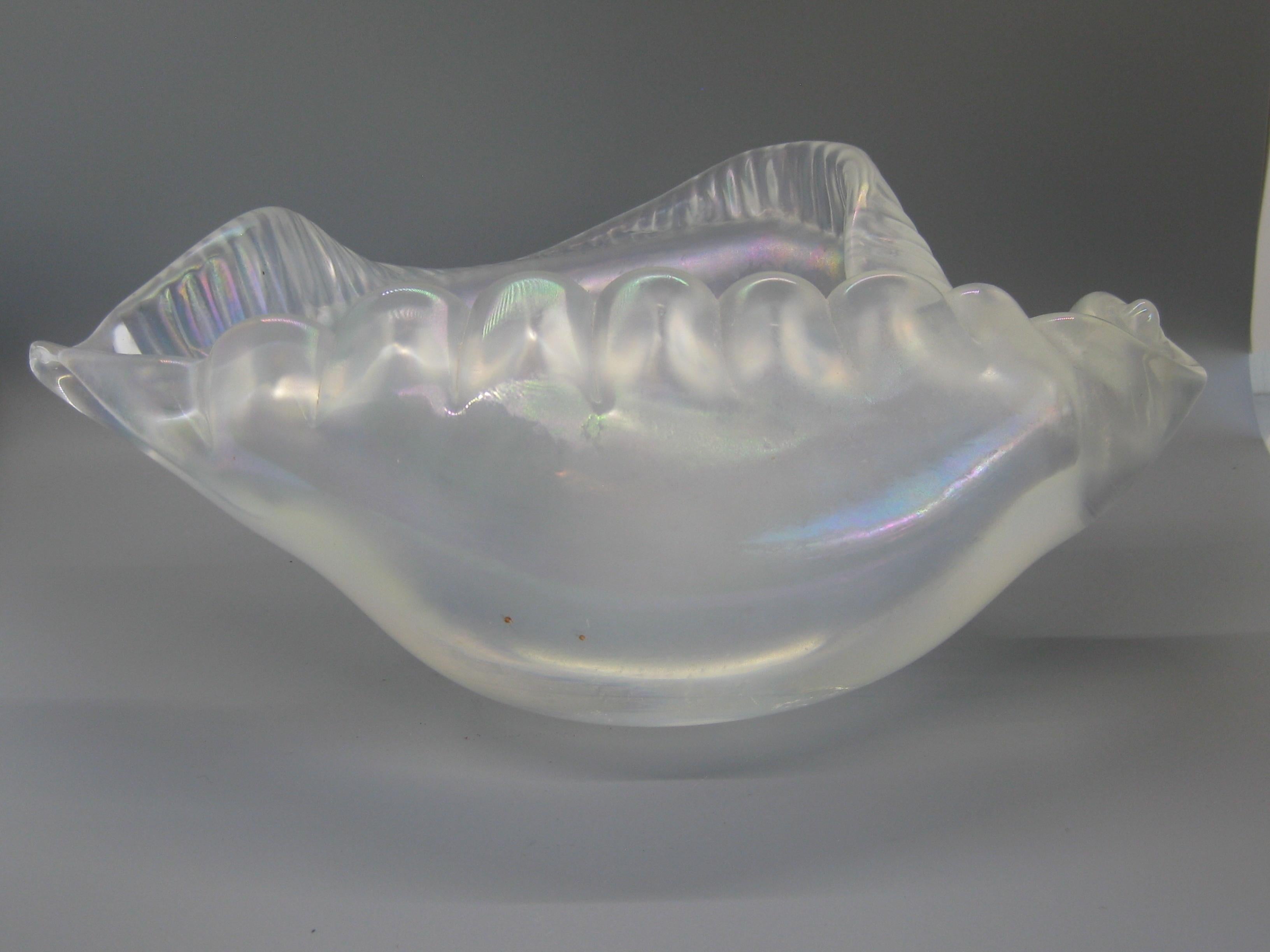 Fait main Sculpture en verre d'art de Murano en forme de coquille de conque irisée, Oscar Zanetti, Italie en vente