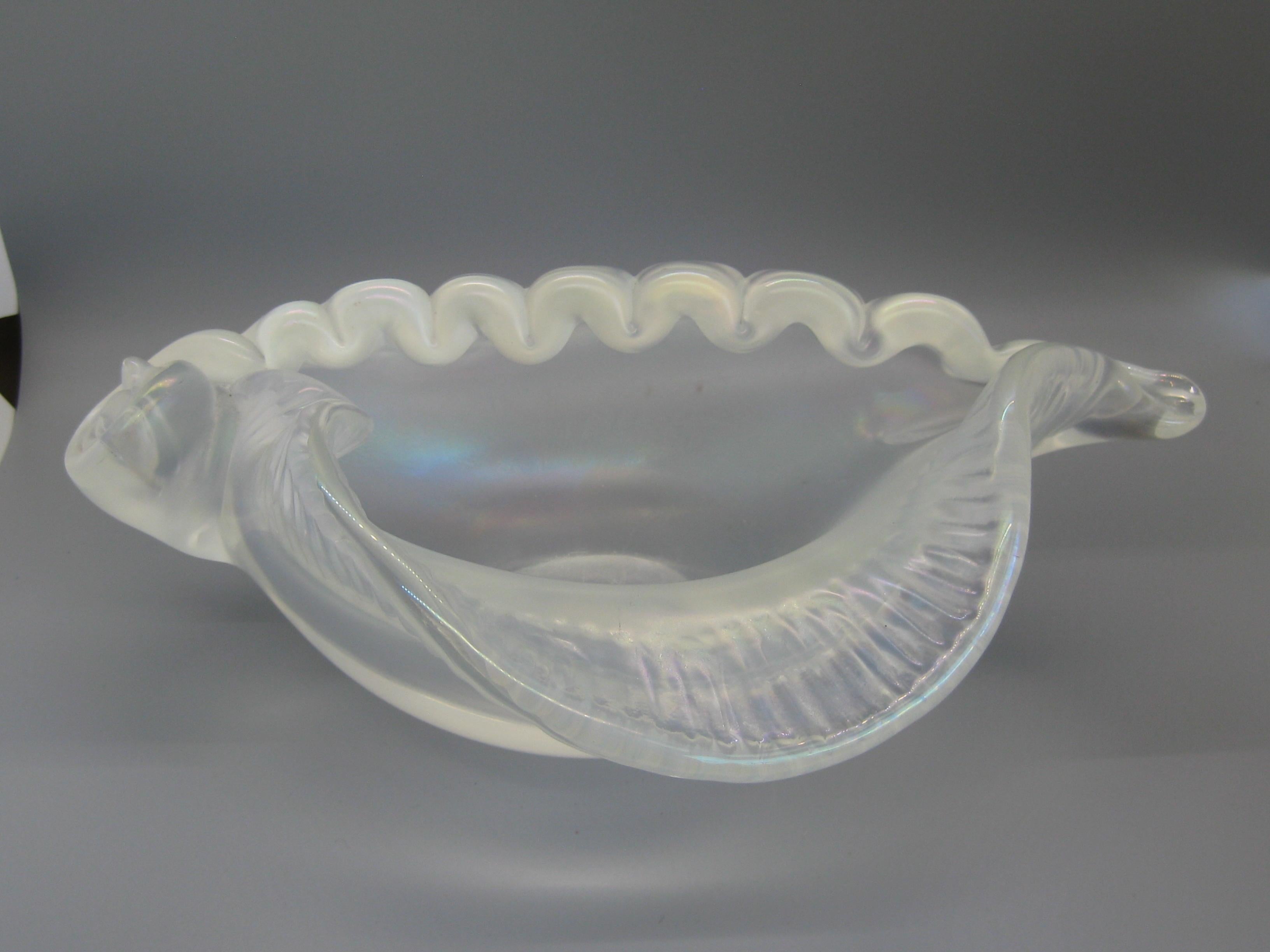 Vintage Oscar Zanetti Murano Art Glass Iridescent Conch Shell Sculpture, Italy For Sale 1