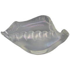 Vintage Oscar Zanetti Murano Art Glass Iridescent Conch Shell Sculpture, Italy