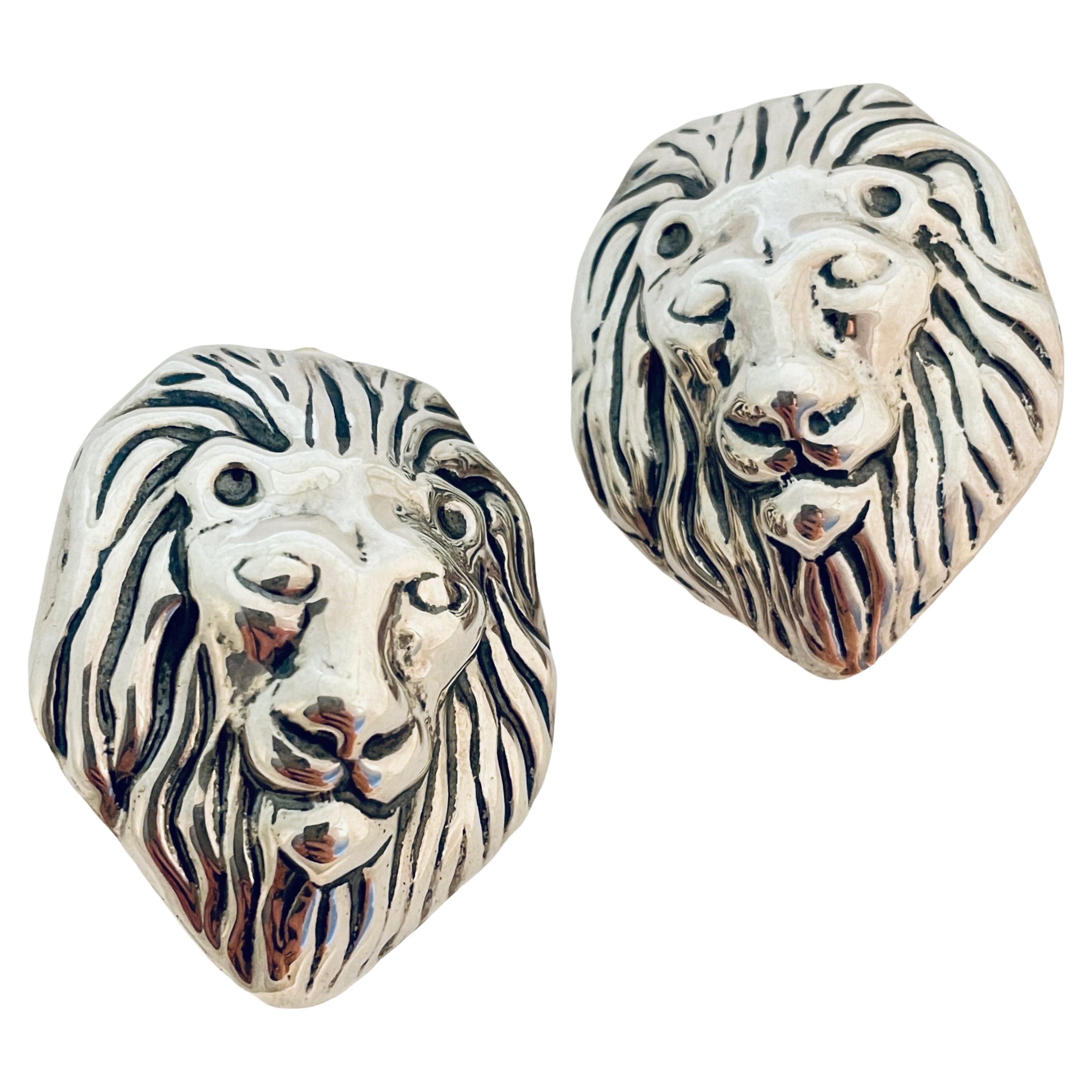 Vtg 925 sterling silver lions head puffy designer signed clip on earrings For Sale