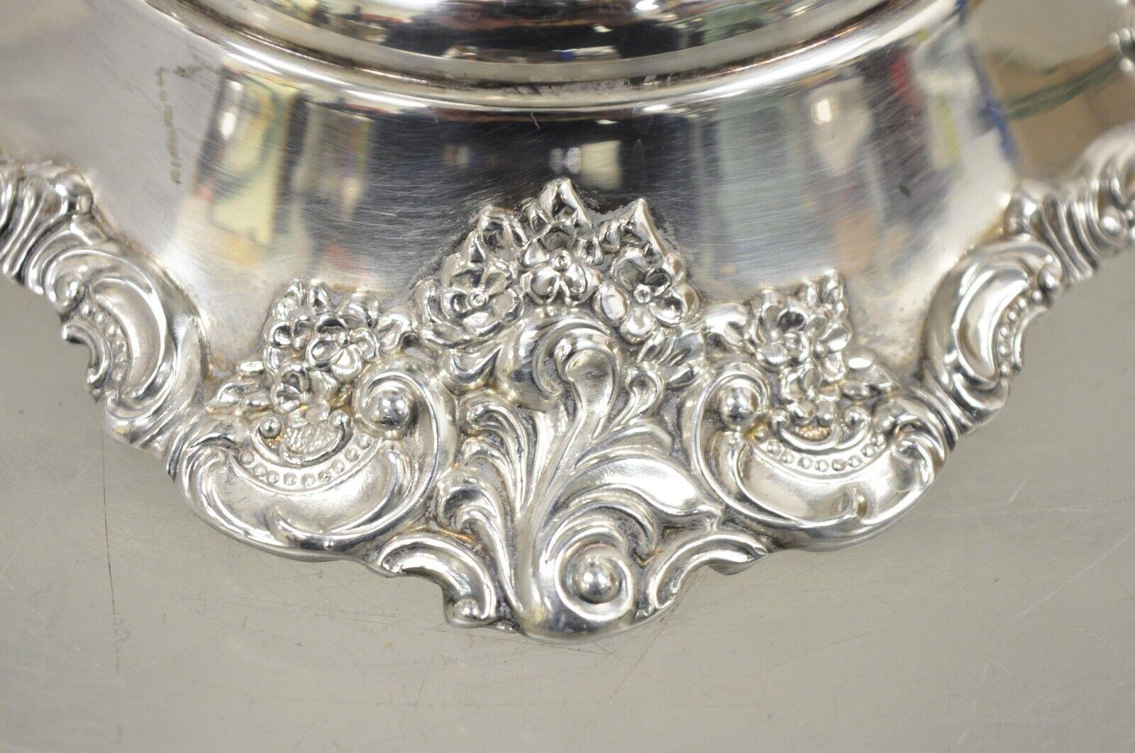 Vtg Baroque by Wallace 243 Silver Plated Urn Champagne Wine Chiller Ice Bucket In Good Condition In Philadelphia, PA