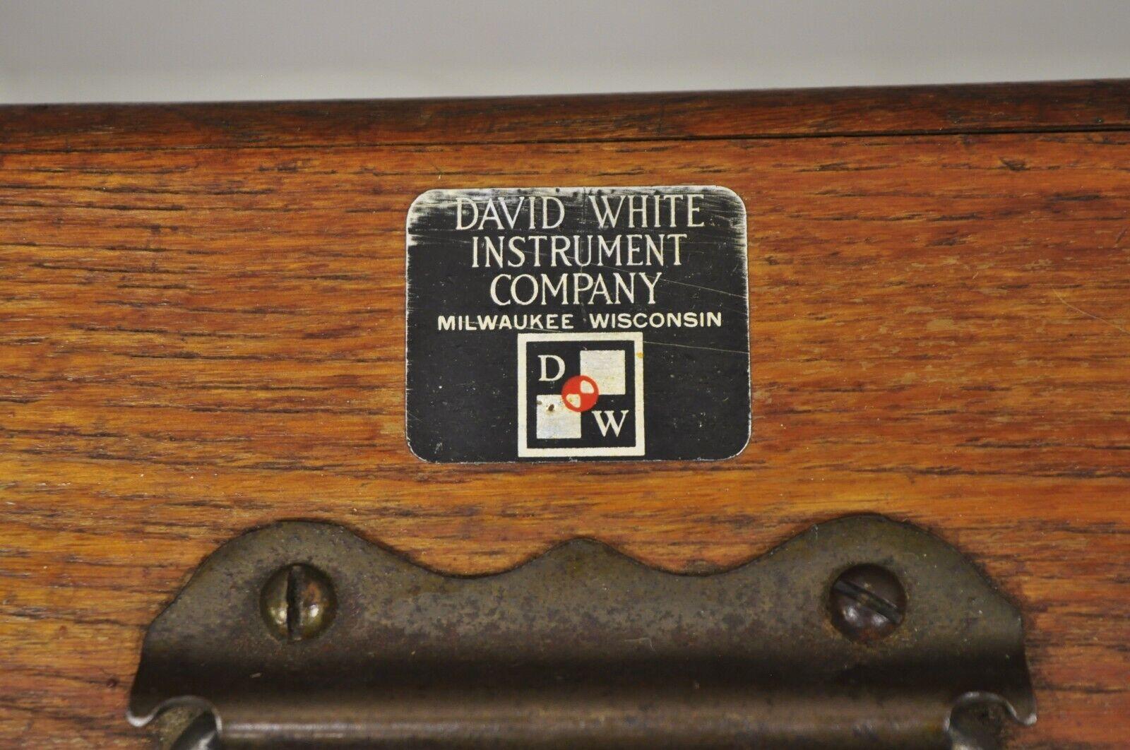 20th Century Vtg David White Instrument Co Surveying Equipment Plane Utility Level Oak Case For Sale