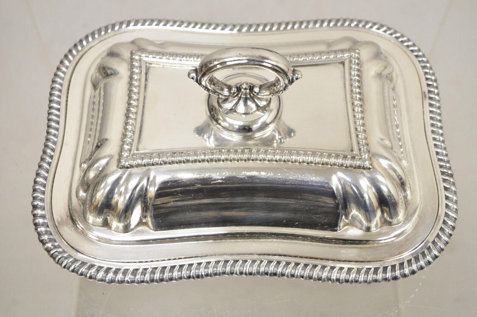Vtg English Regency Style Silver Plated Lidded Vegetable Serving Platter Dish In Good Condition For Sale In Philadelphia, PA