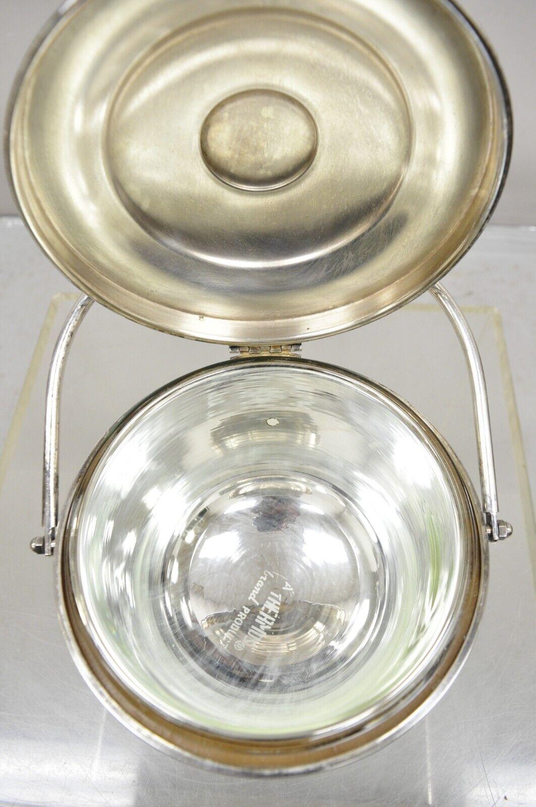 Vtg English Sheffield Silver Plated Reticulated Hinged Handle Lidded Ice Bucket In Good Condition In Philadelphia, PA